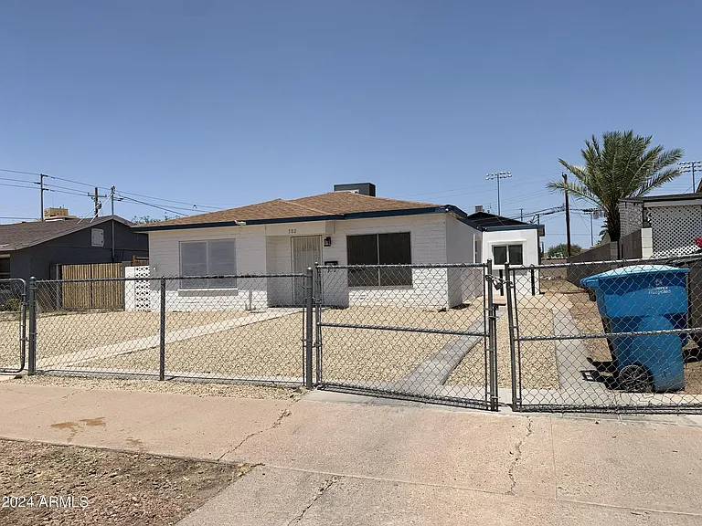 382 W Cocopah St — Photo 3
