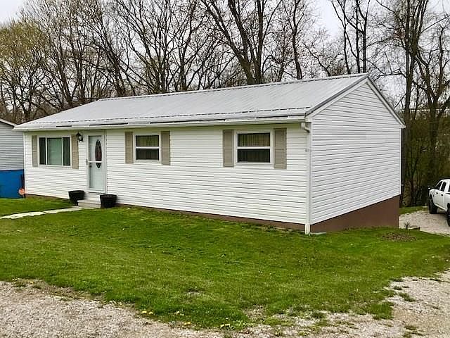 1st image of 136 Wildwood Dr