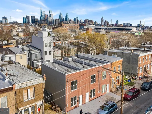 2641 Reed St, Philadelphia, PA 19146