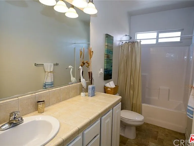6106 W Avenue K1 — Photo 15
