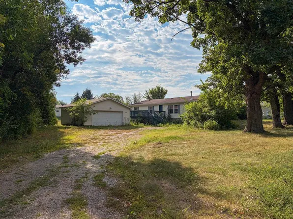 410 Union St, Grasston, MN 55030