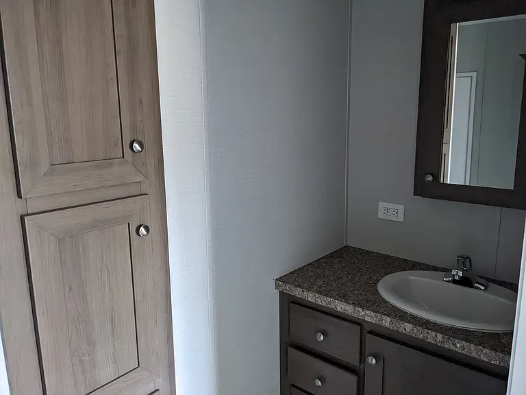 Cottonwood Cove — Photo 42