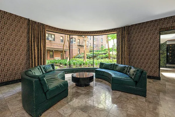 Sold by Douglas Elliman | media 21