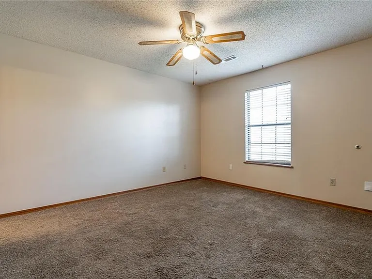 374 S Crossover Rd — Photo 9