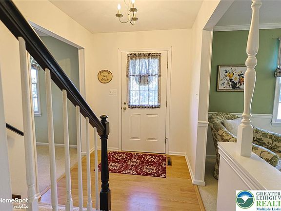 4th image of 4535 Graystone Dr