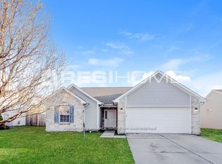 11611 Stoeppelwerth Dr, Indianapolis, IN