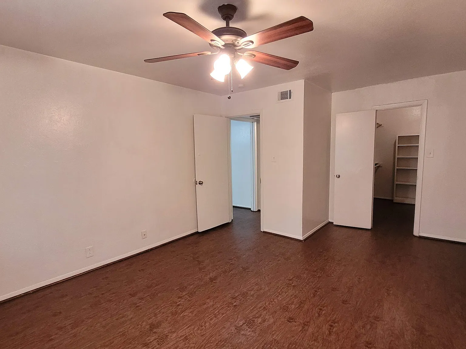 1 bed, 770 sqft, $1,095 — Photo 4