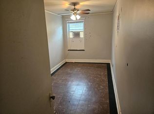 168 4th Ave APT H, Montgomery, WV 25136
