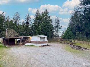 9211 208th St E, Graham, WA