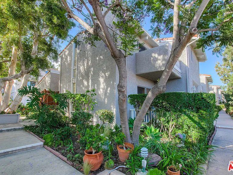28240 Rey De Copas Ln — Photo 2