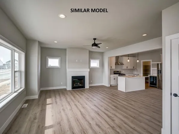 4812 Lacy Road, Fitchburg, WI 53711