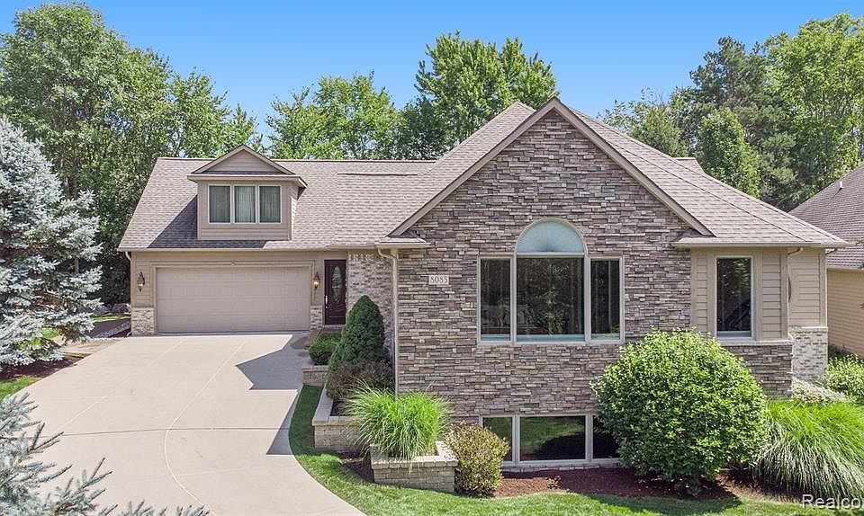 1st image of 8085 Pepperwood Dr