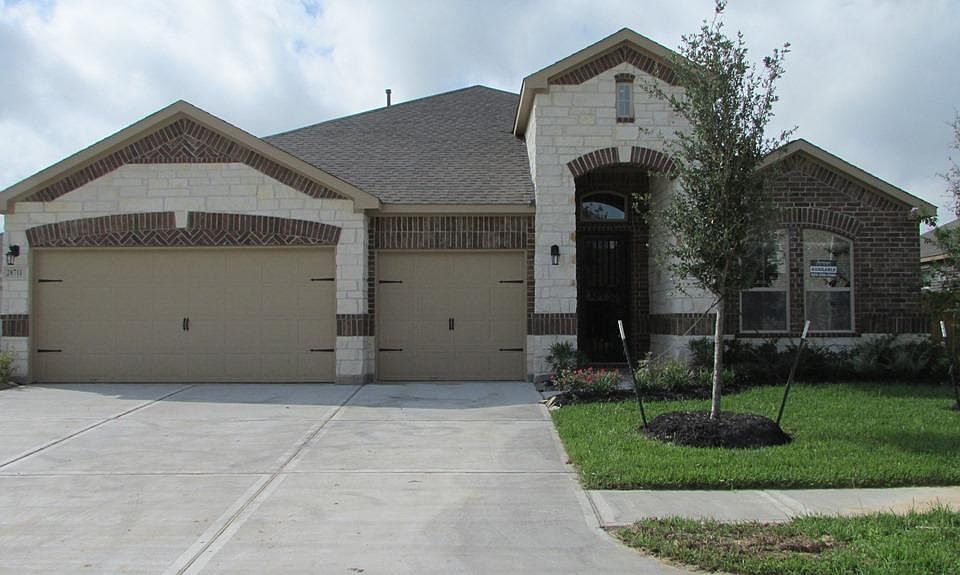 1st image of 20711 Grayden Dr