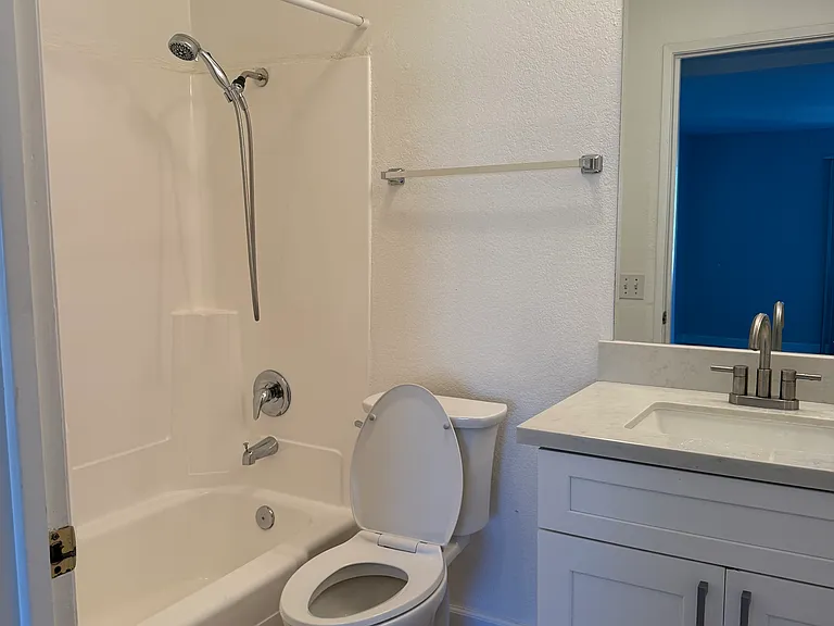 868 E Alvarado St E #7 — Photo 8