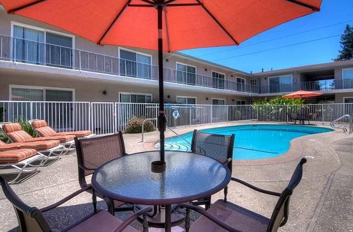 1st image of 1371 Pedro St APT 1
