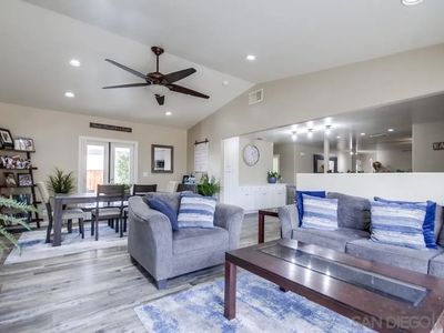 10201 Sissi Ln, Lakeside, CA, 92040