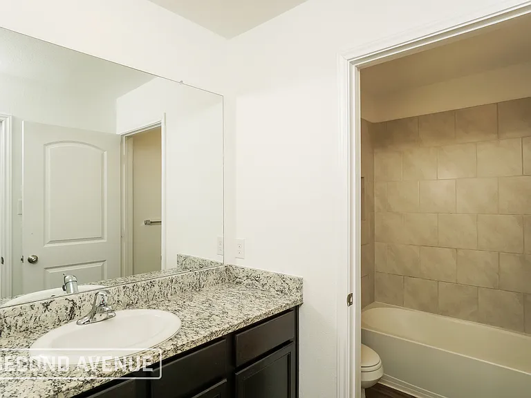 3027 Jackson Smt — Photo 20