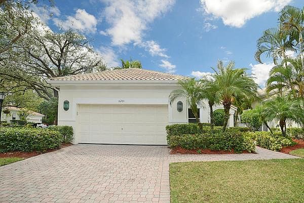 Home For Sale In Broken Sound Country Club