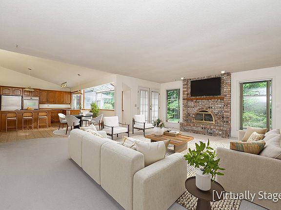 2nd image of 13096 21a Ave