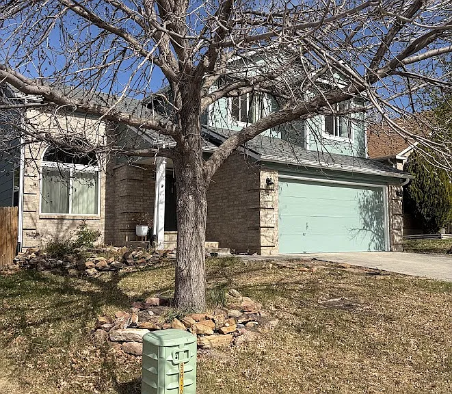 7836 Scarborough Dr — Photo 2