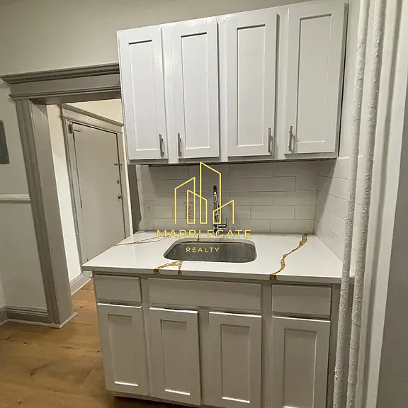 66 N Grove St #44E — Photo 2