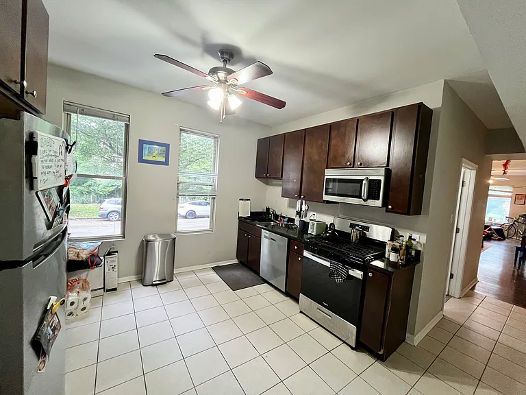 3435 W McLean Ave #1F — Photo 7