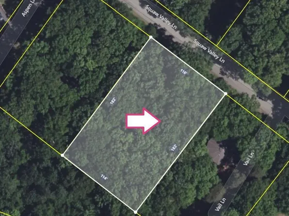 607 Squaw Valley Ln, Tafton, PA 18464