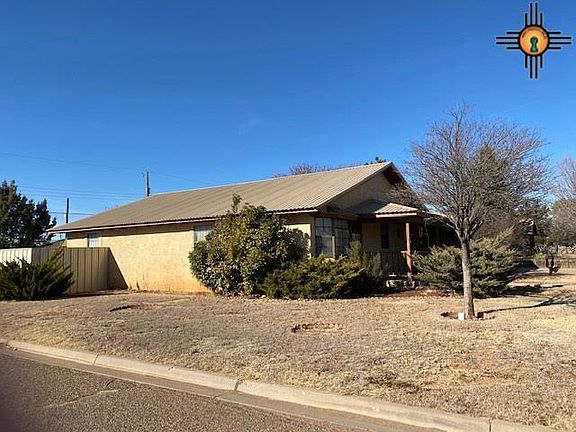 2nd image of 3300 Cherry Dr
