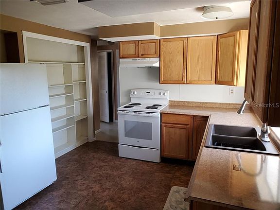 4th image of 4142 Pinefield Ave
