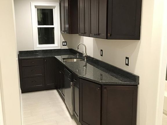 2nd image of 78 Hathorne St Floor 1