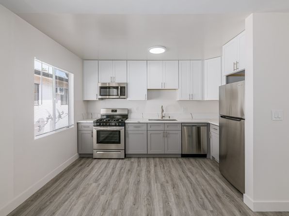 1339 S Ogden Dr #6