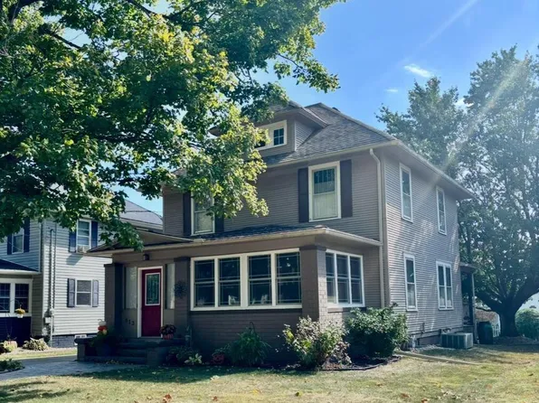 613 Roosevelt Ave, Kewanee, IL 61443