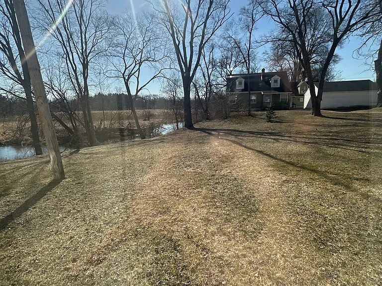 5685 Pontiac Lake Rd #3 — Photo 12