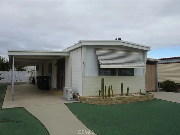 151 Santa Lucia Dr, Hemet, CA 92543