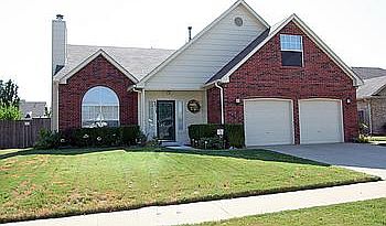 New 25 year roof in 2008, with vent ridge & ice damn prevention.