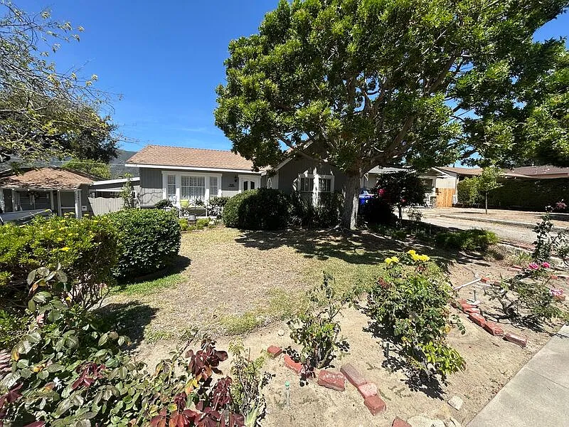 2 bed, 1.0 bath, $3,850 — Photo 1