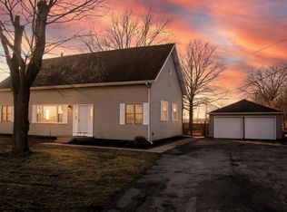 624 N 625 W, Hobart, IN 46342