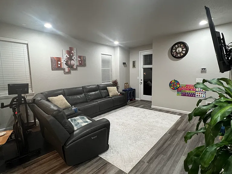 8962 Birch Run Dr — Photo 8