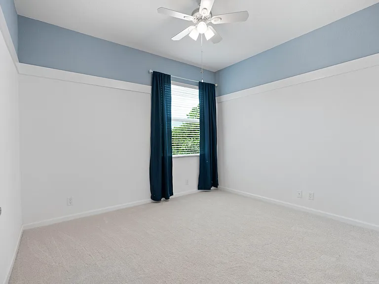7018 Limestone Cay Rd — Photo 28