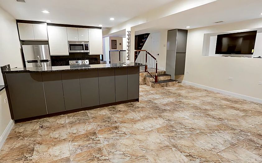 1st image of 29 Saint Marys Ct #23