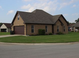 202 Hollis St, Bono, AR 72416
