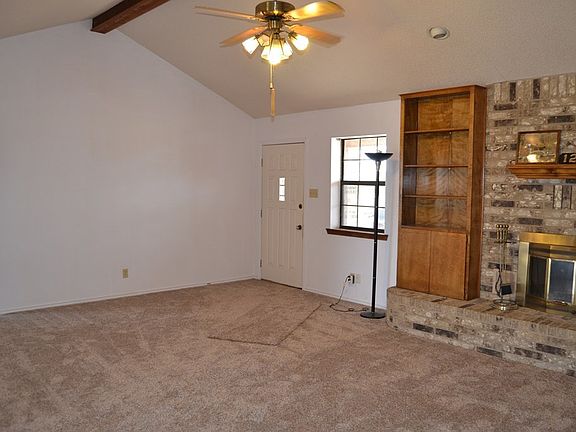 2nd image of 12362 Twin Lakes Ln