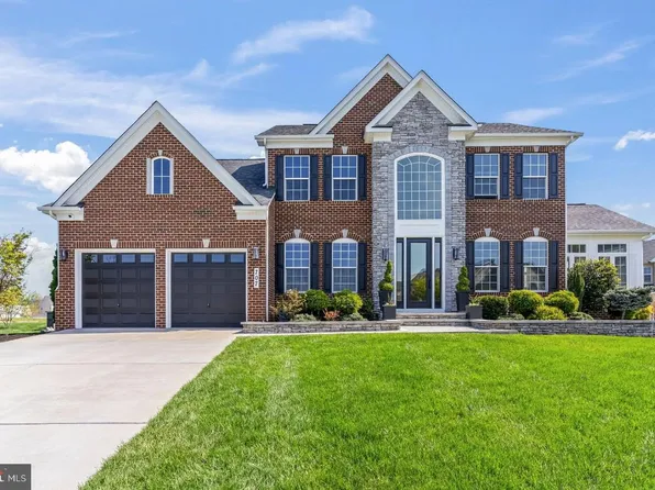 707 Clamor Ct, Fort Washington, MD 20744