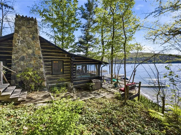 13636 W Lake Rd, Hammondsport, NY 14840