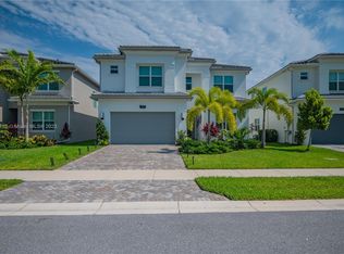 7613 Francisca Club Ln, Delray Beach, FL 33446