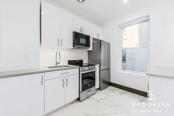 Rented by Brooklyn High Rise LLC | media 2