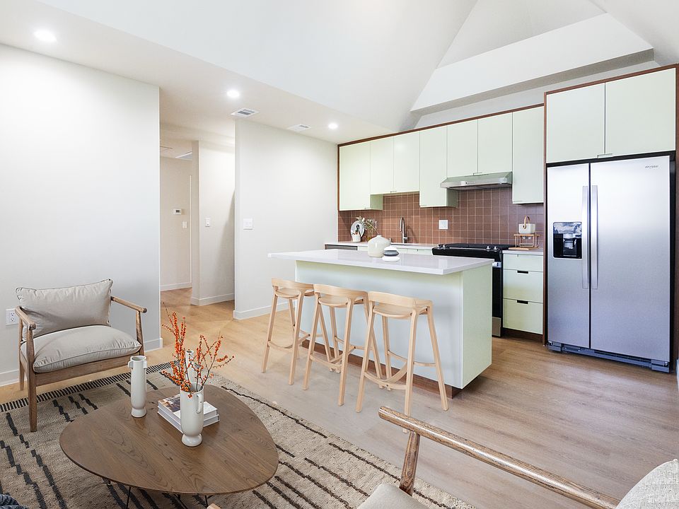 1st image of 4519 Finley Ave #4