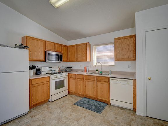 5th image of 9024 San Nicholas Ave NW