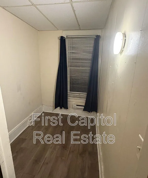 189-191 S Front St #3
