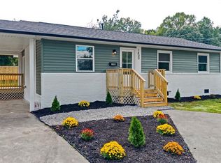 1400 E Sedgefield Dr, Winston Salem, NC 27107